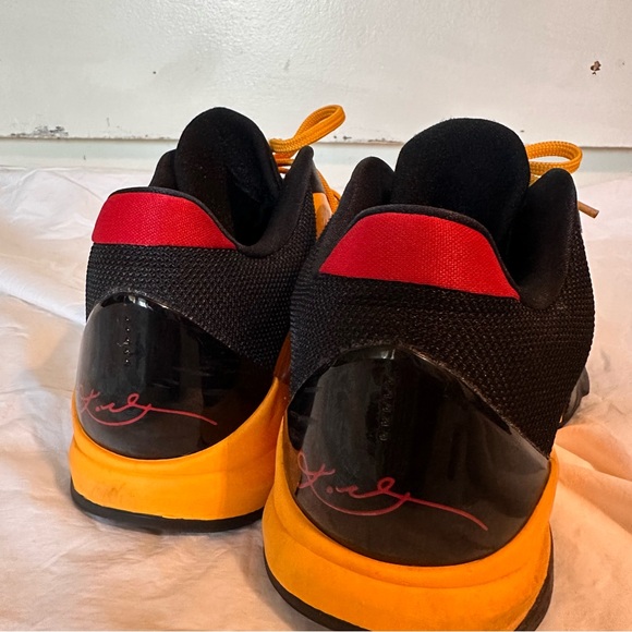 Kobe 5 Bruce Lee Edition - Picture 7 of 15